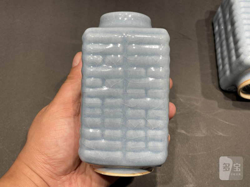 清光绪 仿汝琮式瓶一对 - 图3